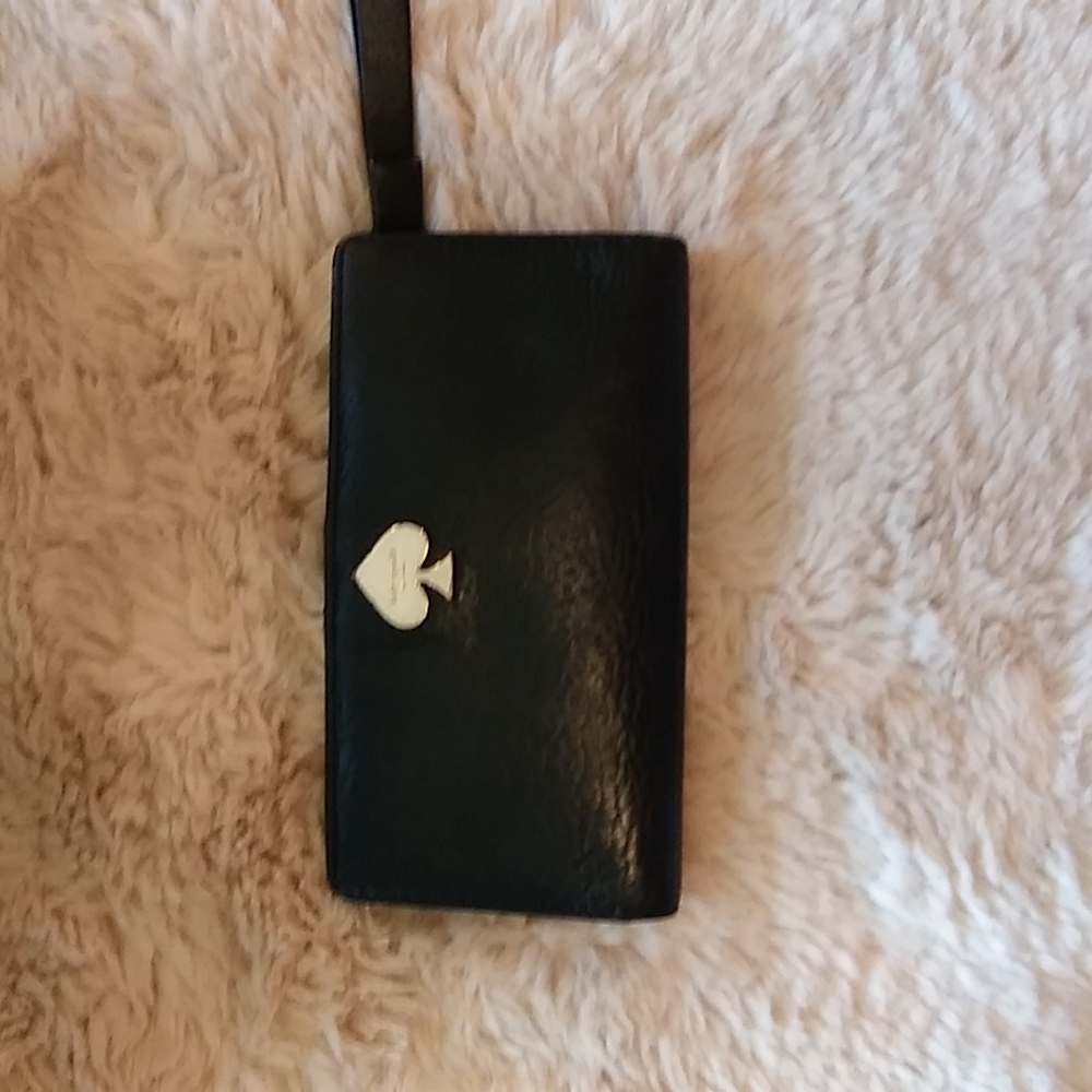 Black Leather Barrel Handbag with Wallet - Picture 10 of 13